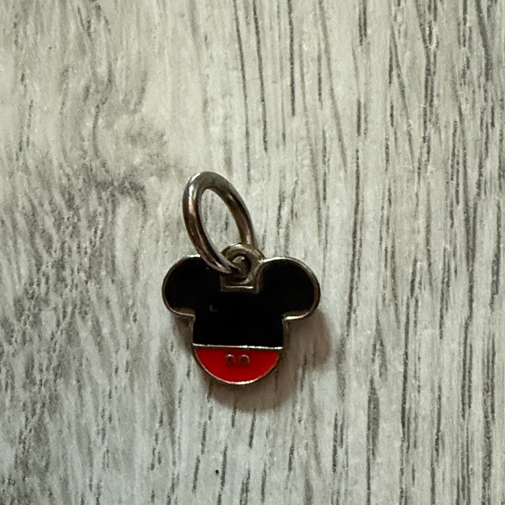 Pandora Disney Mickey Mouse charm